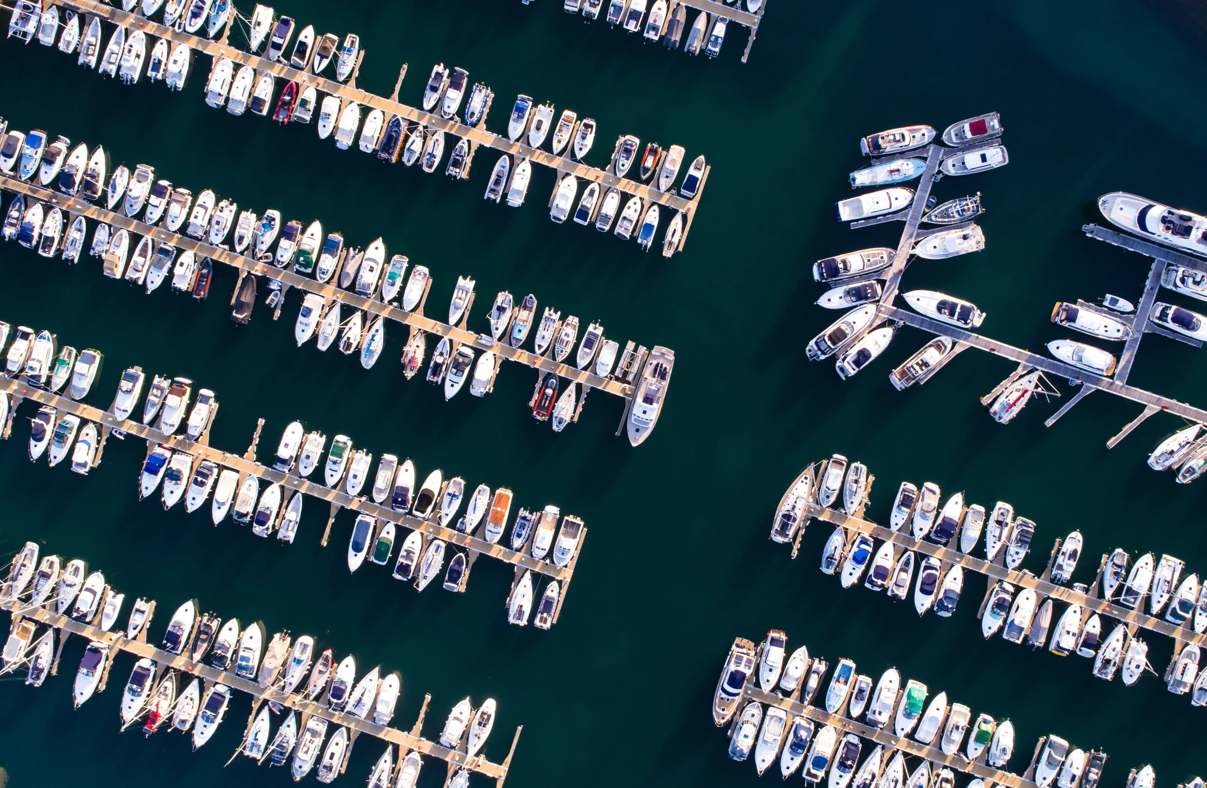 The Pros and Cons of Boat Reservation Systems: Turn Up, Book Instantly, or Request and Wait